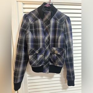 Aeropostale. Large blue bomber.